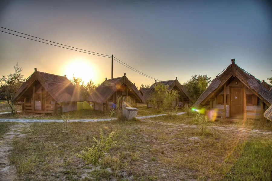 Green Dolphin Wooden Houses